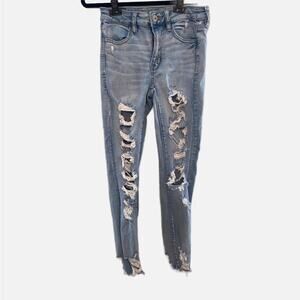 AMERICAN EAGLE Hi-Rise Next Level Stretch Distressed Light Wash Skinny Jegging 6